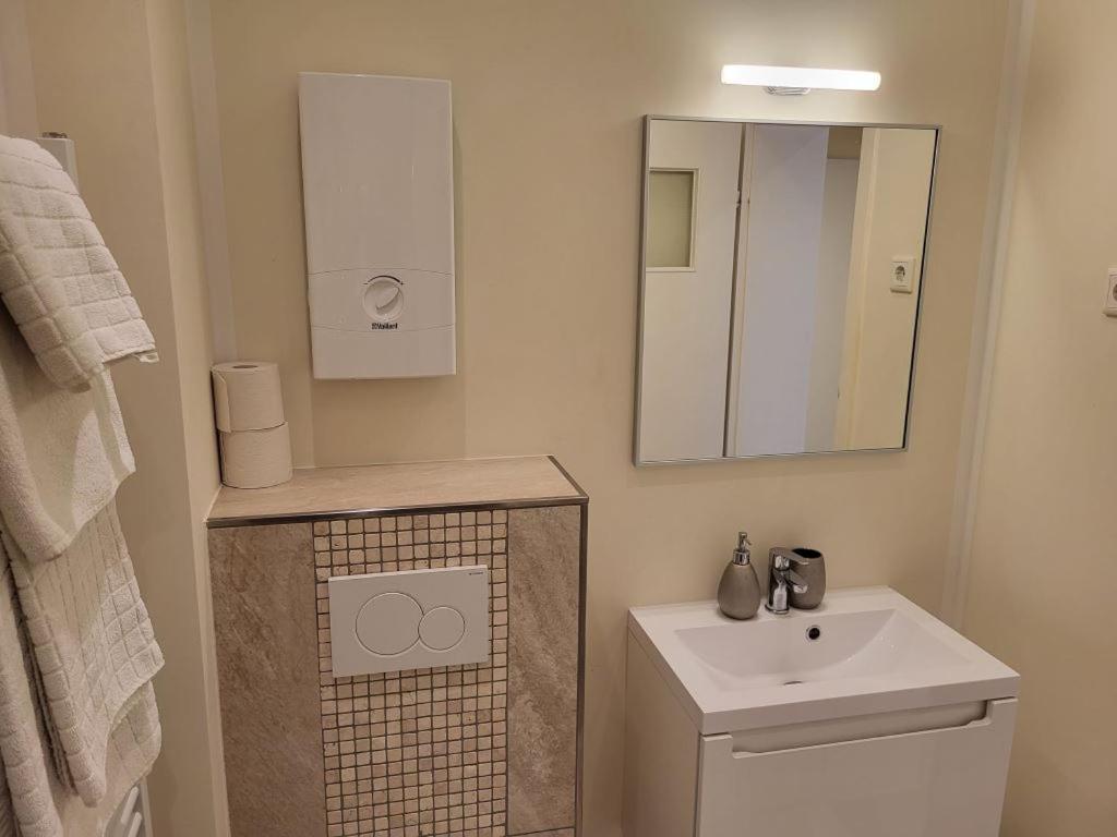 Design Apartment Naehe Duesseldorf クレーフェルト エクステリア 写真